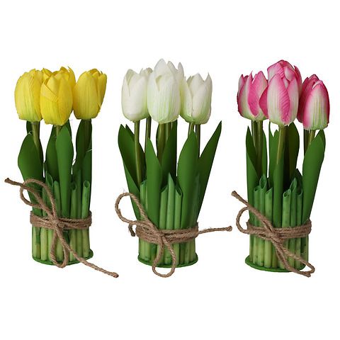 Fiori di tulipano artificiale in mazzo
